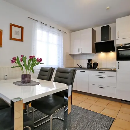 Haus Am Park 19 Apartment Kuehlungsborn
